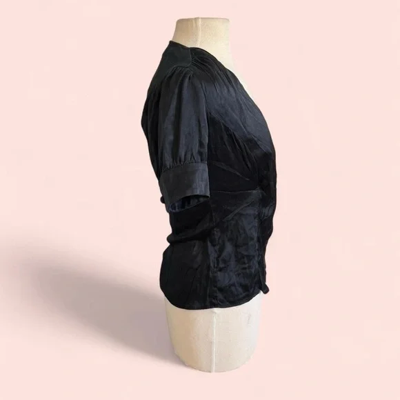 2000’s Vintage Black genuine silk cap short sleeve v-neck plunge bust blouse - Picture 3 of 7